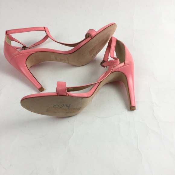 - New Antonio Melani Pink Leather Sandal - Picture 7 of 8